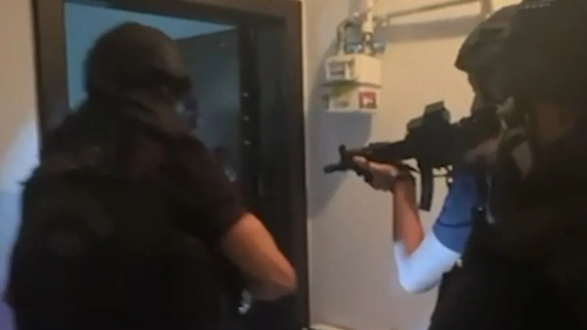 Arama kaydı bulunan 3126 kişi adalete teslim edildi