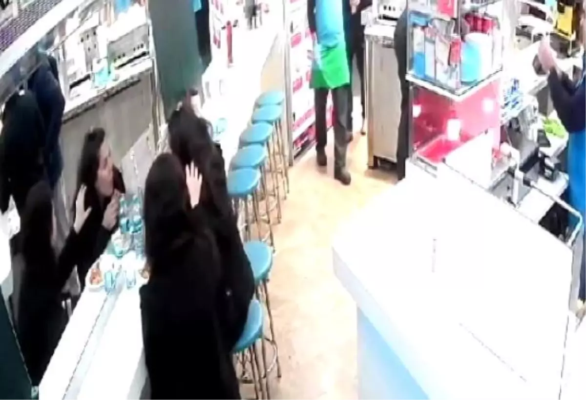 Taksim’de Hesap Ödemek İstemeyen Turist Skandalı