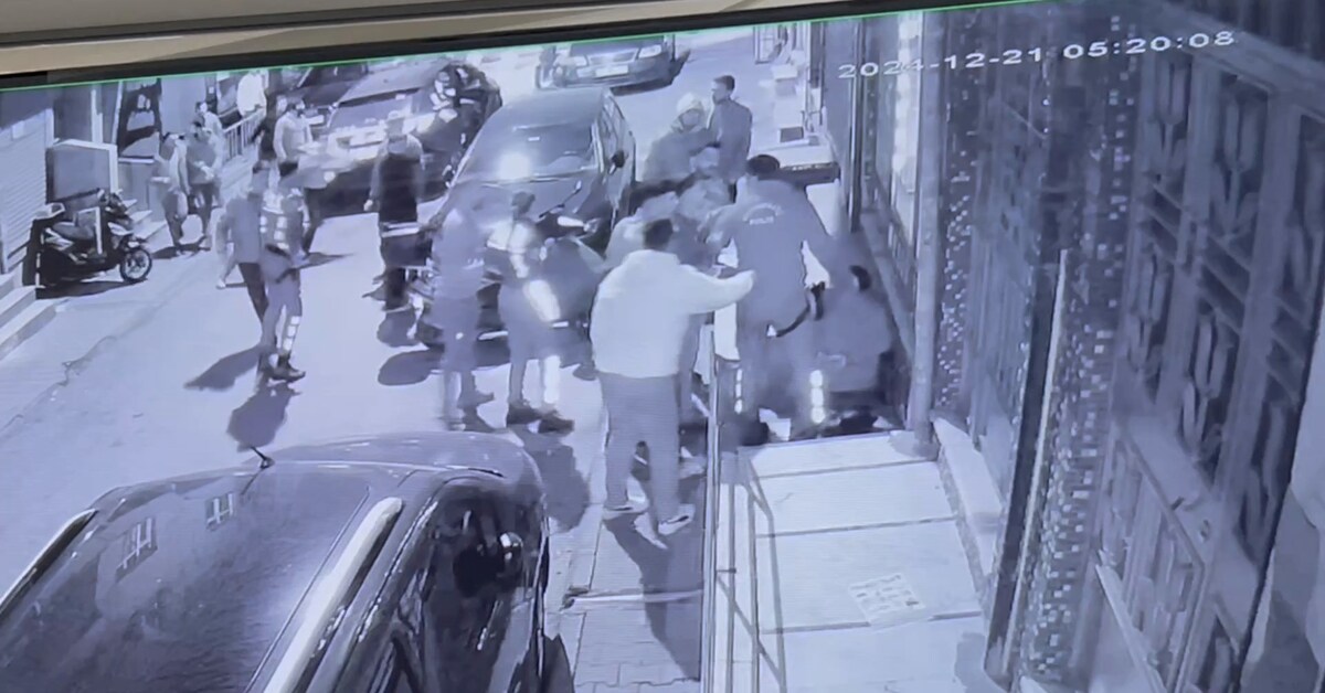 Silah sesine koşan polise saldırdılar!