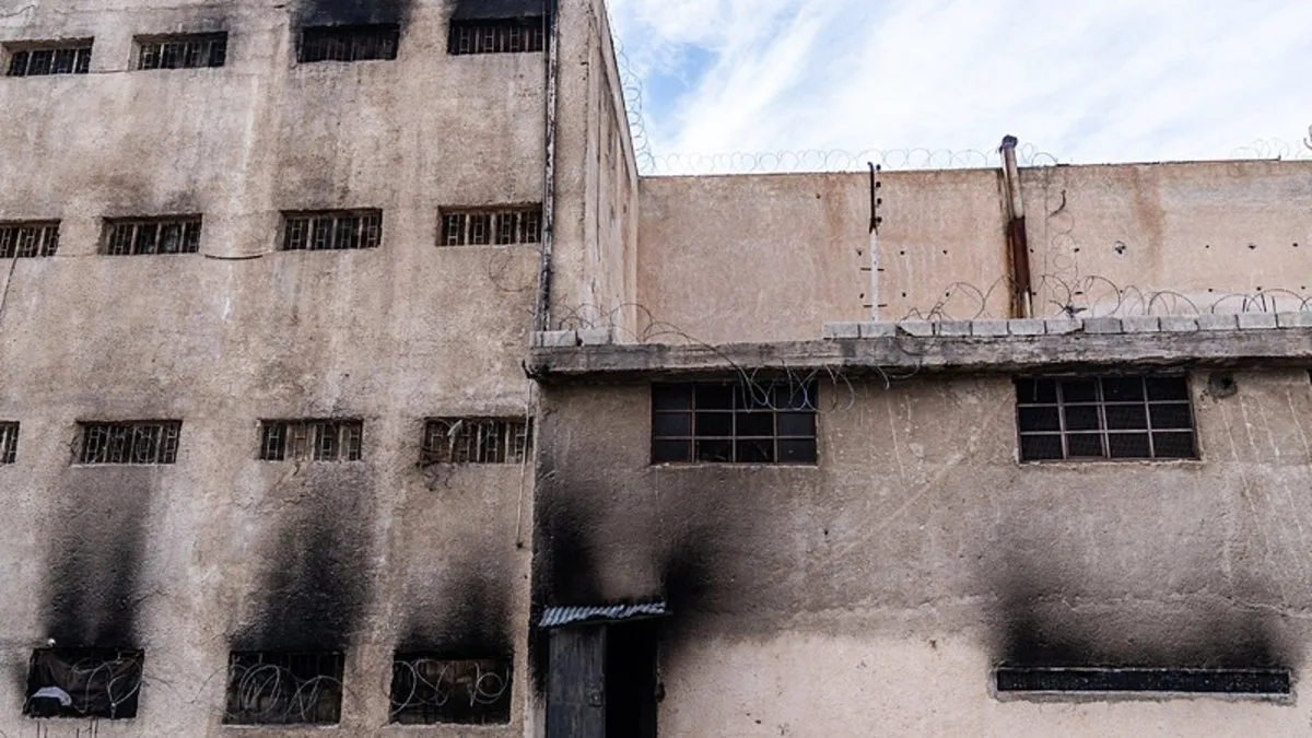 Devrik rejimden geriye kan donduran görüntüler: Sednaya’daki infaz odaları ortaya çıktı!