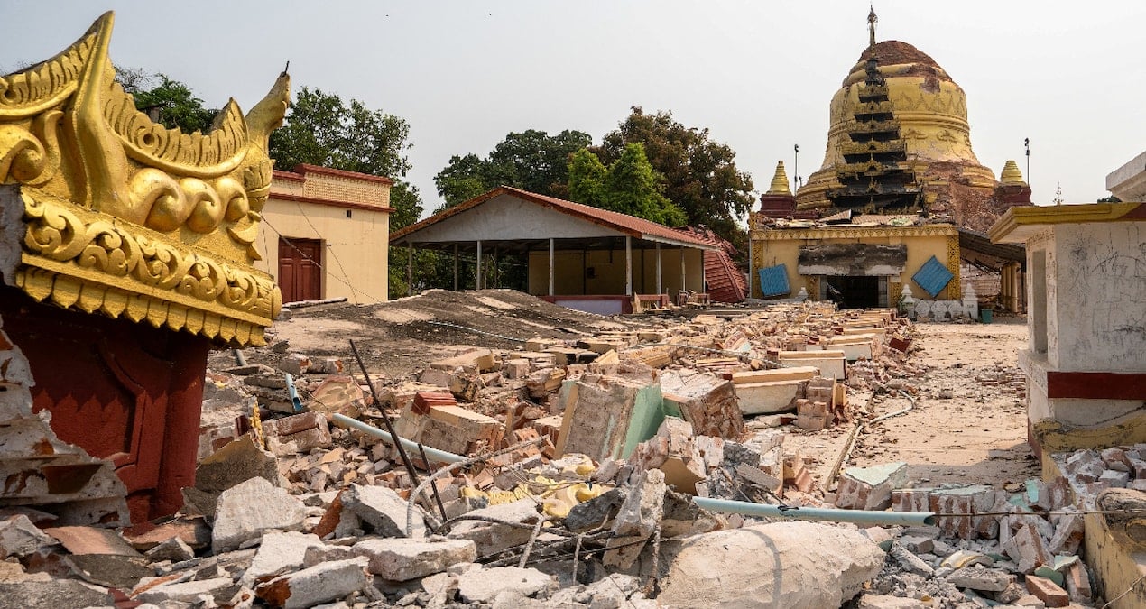 Myanmar derpeminde ölenlerin sayısı 1.600’ü aştı: Hükümet interneti kesiyor